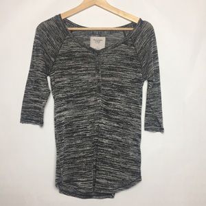 Abercrombie & Fitch grey shirt